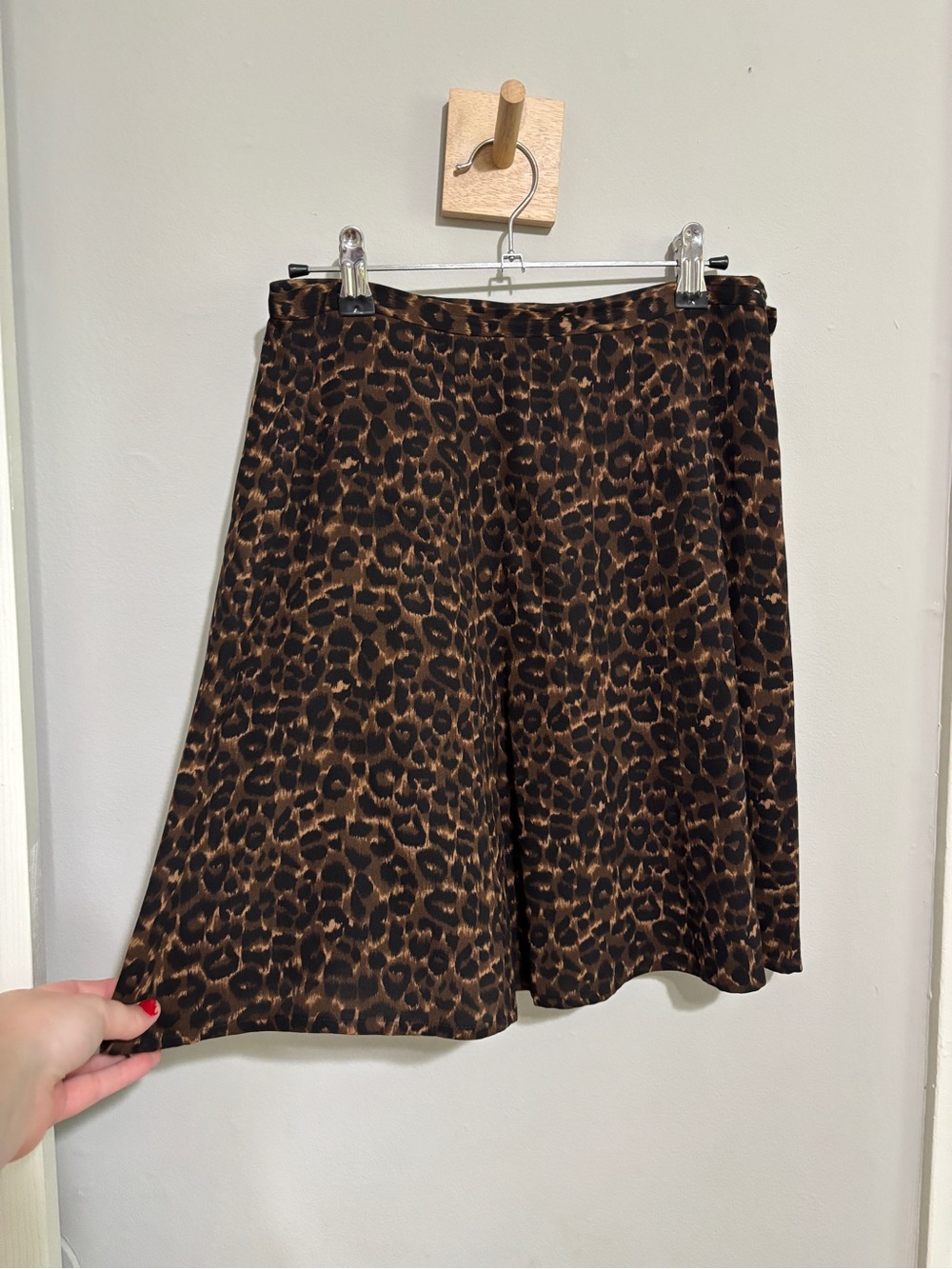 Ann Taylor Leopard Mini Skirt Small